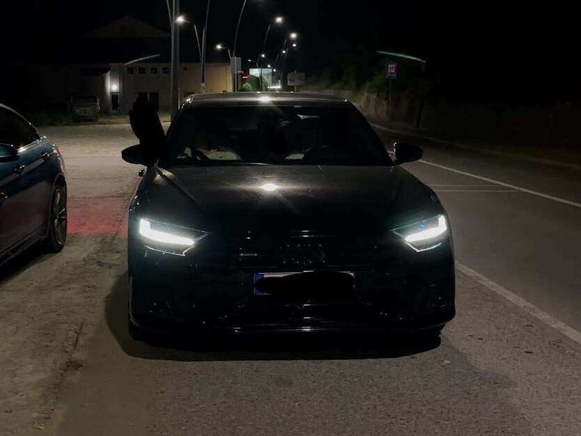 Audi A8 98.000 km 53.999 € Wolfschlugen 72649