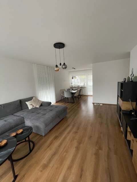 Wohnung zum Mieten in Notzingen 1.200 € 99 m² 4 zimmer