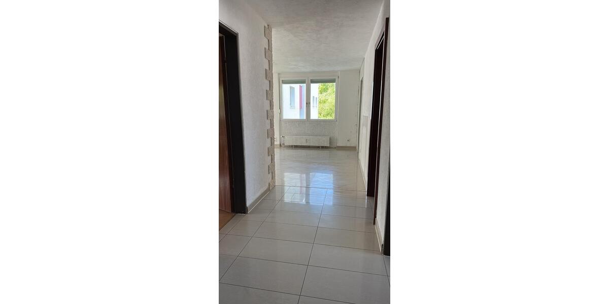 Etagenwohnung Gärtringen - 3 Zimmer, 84 m&sup2;, 300.000&euro; | Angebot:26898423