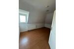 Dachgeschoßwohnung Stuttgart Bad Cannstatt - 3 Zimmer, 48 m&sup2;, 900&euro; | Angebot:26409398