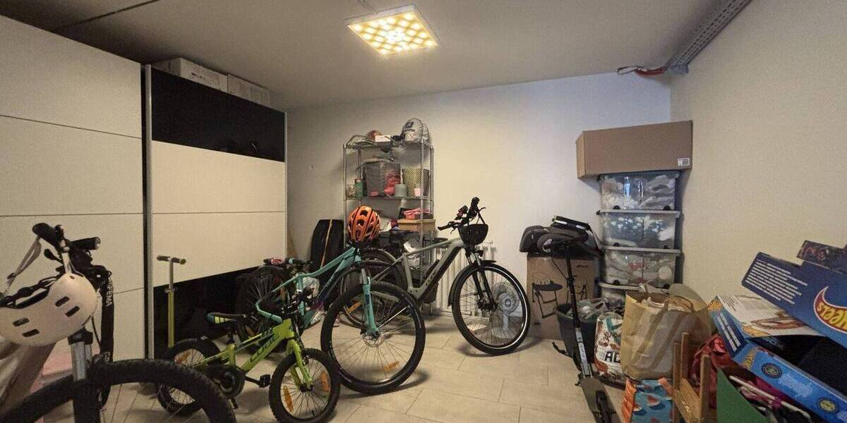 Reihenmittelhaus Freiberg am Neckar / Heutingsheim Heutingsheim - 4 Zimmer, 134 m&sup2;, 2.100&euro; | Angebot:26917533
