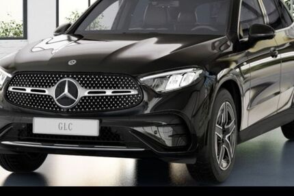 Mercedes-Benz GLC 300 14.000 km 64.890 € Stuttgart 70372