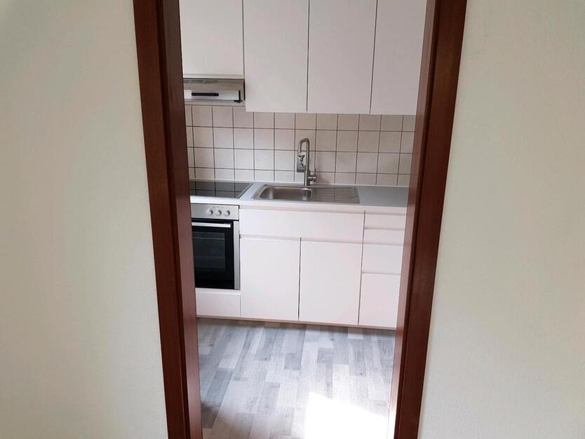 1,5 Zimmer EG Wohnung Erdgeschoss Terrasse EBK Tiefgarage Keller