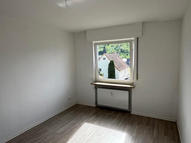 Etagenwohnung Weinstadt - 3 Zimmer, 73 m&sup2;, 935&euro; | Angebot:26339951
