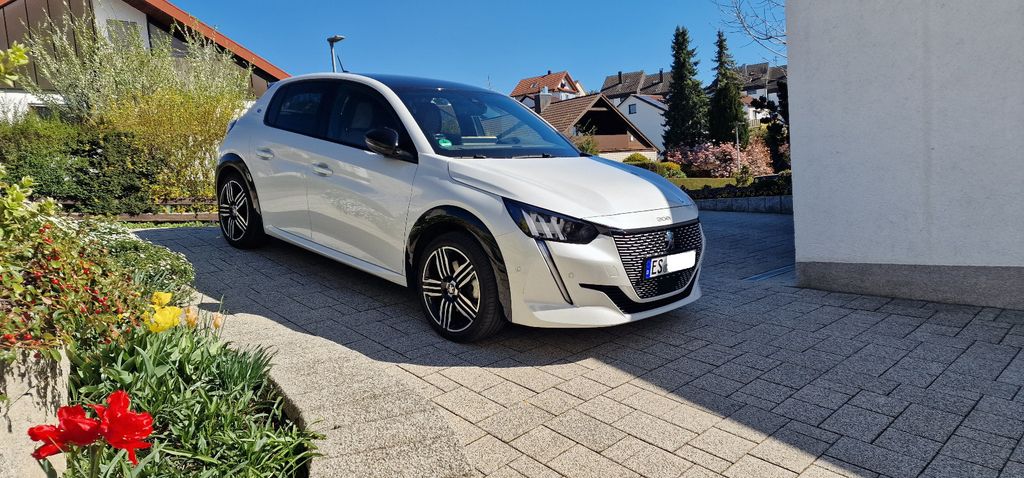 Peugeot e-208 30.000 km 17.000 &euro; Notzingen 73274