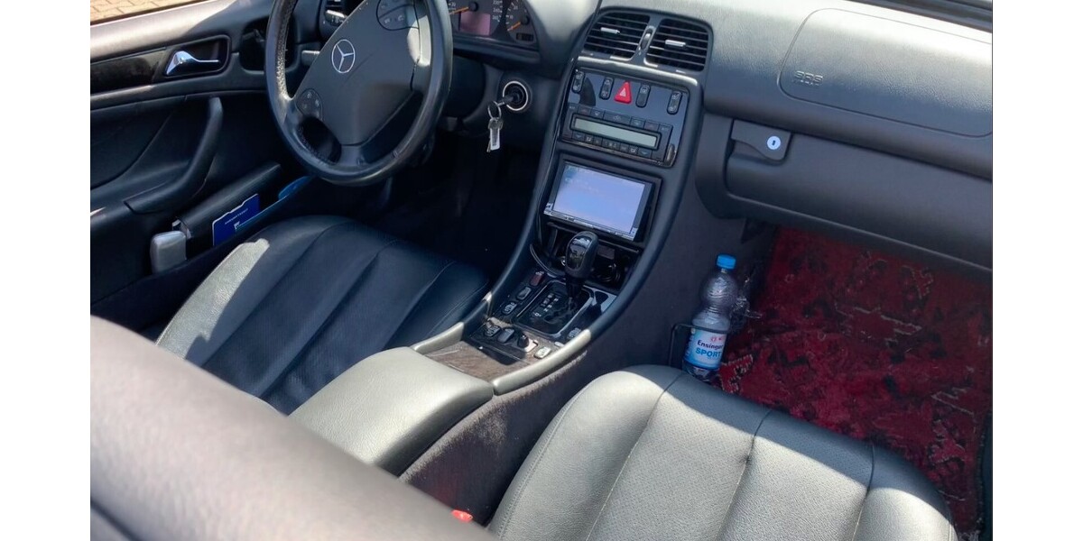 Mercedes-Benz CLK 320 148.000 km 8.200 &euro; Neuffen 72639