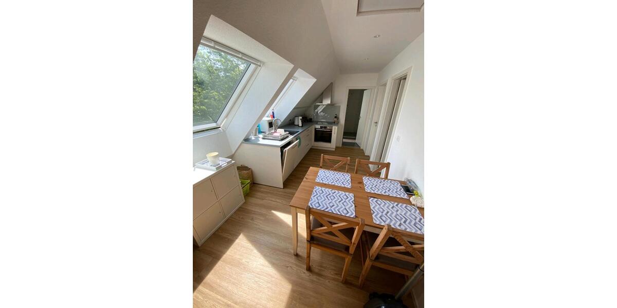 Dachgeschoßwohnung Stuttgart Stuttgart-West - 1 Zimmer, 12 m&sup2;, 520&euro; | Angebot:24994559