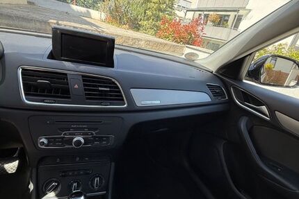 Audi Q3 262.042 km 9.200 &euro; Stuttgart 70498