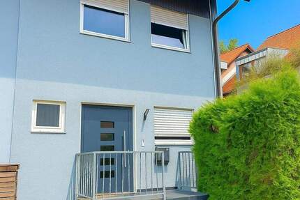 Haus Albershausen - 7 Zimmer, 176 m&sup2;, 540.000&euro; | Angebot:23951209