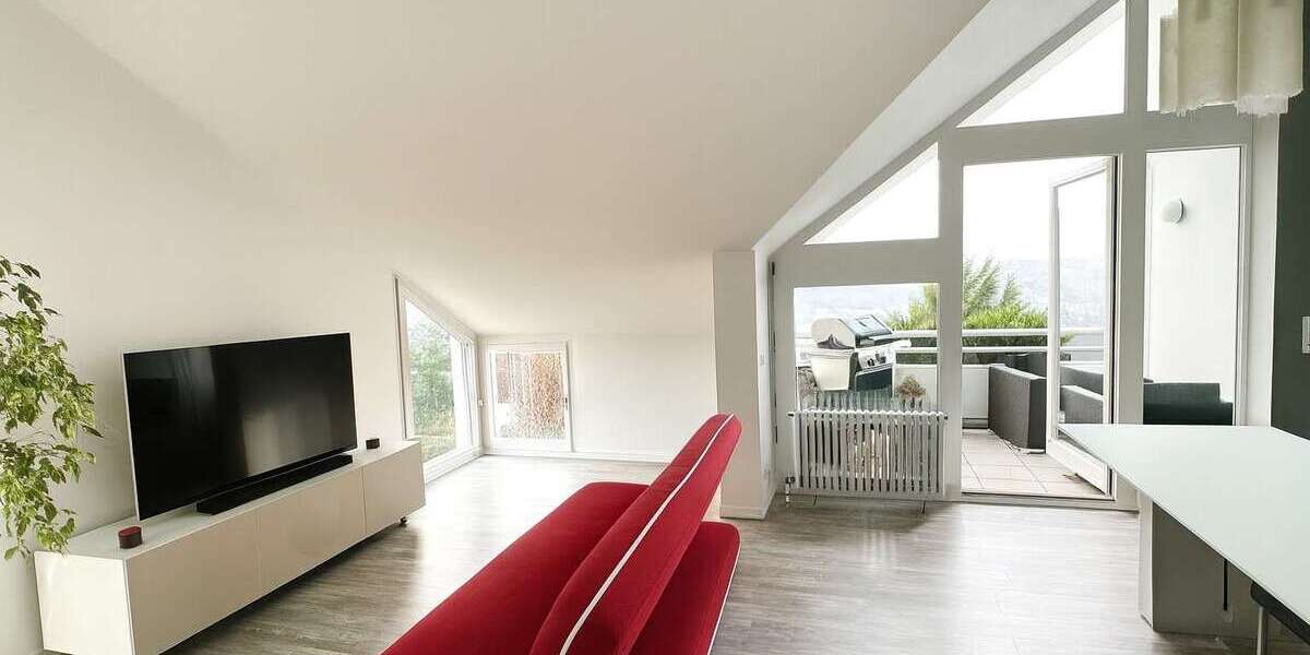 Wohnung zum Mieten in Esslingen 1.350 € 90 m² 4 zimmer