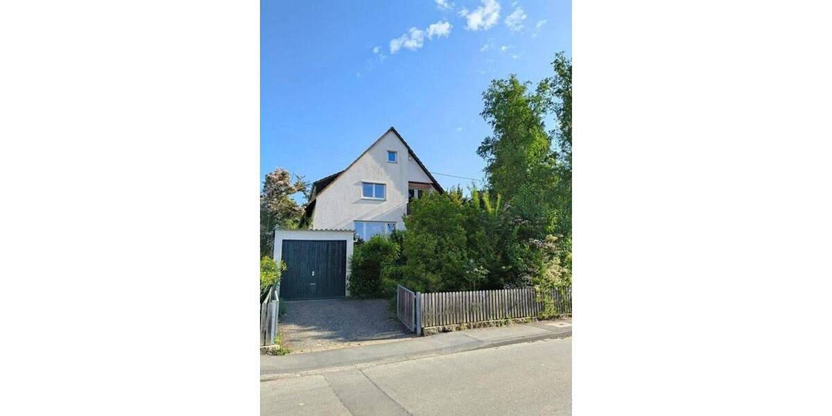 Mehrfamilienhaus, Wohnhaus Filderstadt Bernhausen - 8 Zimmer, 160 m&sup2;, 1.100.000&euro; | Angebot:26833841