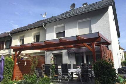 Haus Neuhausen - 4 Zimmer, 125 m&sup2;, 560.000&euro; | Angebot:25663319