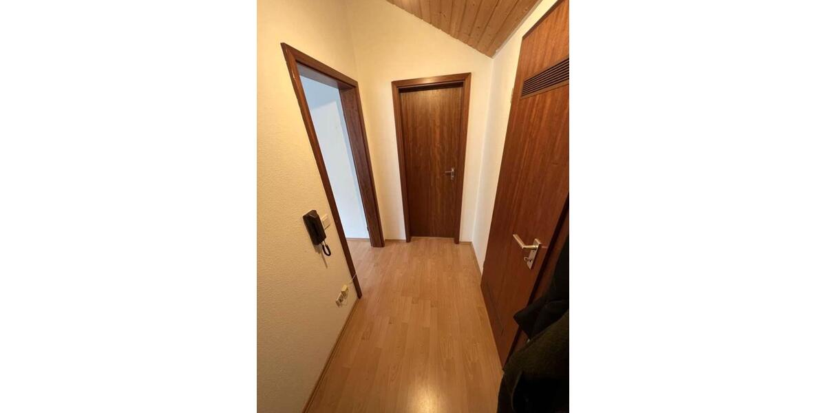 Dachgeschoßwohnung Stuttgart Vaihingen - 1.5 Zimmer, 32 m&sup2;, 677&euro; | Angebot:26620979