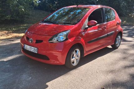 Toyota Aygo (X) 106.000 km 2.500 &euro; Steinheim a.d.Murr 71711