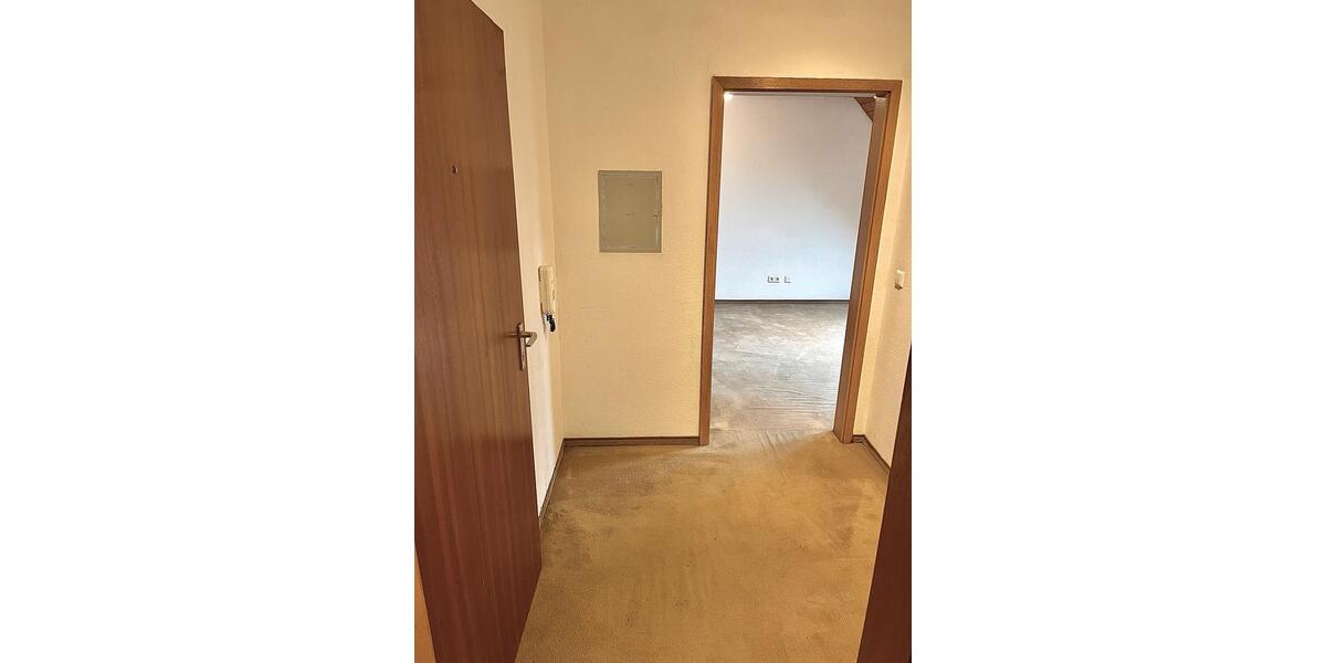 Dachgeschoßwohnung Nürtingen - 1 Zimmer, 24 m&sup2;, 90.000&euro; | Angebot:26803340
