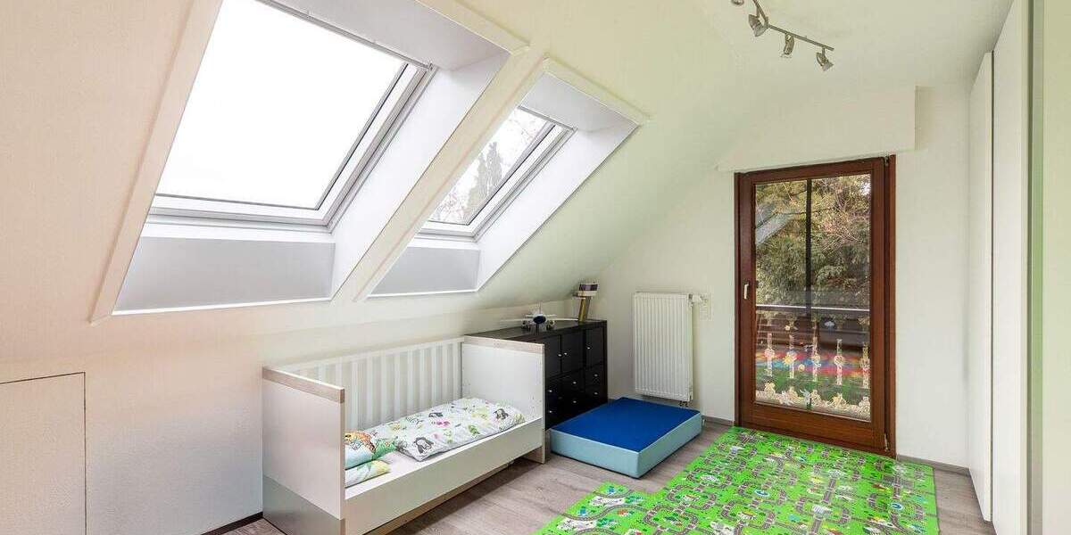 Einfamilienhaus Asperg - 7 Zimmer, 164 m&sup2;, 599.000&euro; | Angebot:25566860