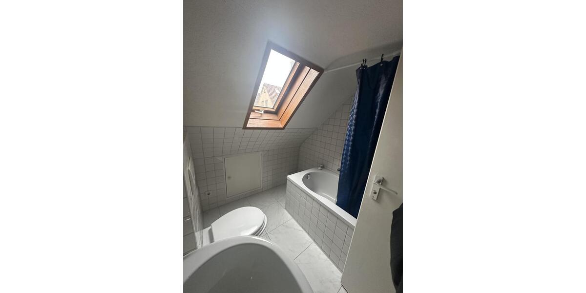 Doppelhaushälfte Stuttgart Vaihingen - 5 Zimmer, 128 m&sup2;, 1.750&euro; | Angebot:25157902