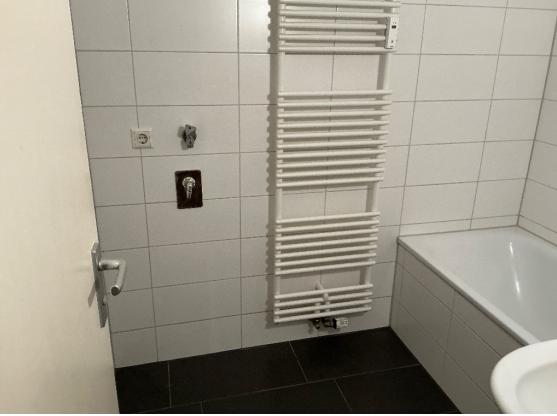 Etagenwohnung Esslingen am Neckar Oberesslingen - 4 Zimmer, 94 m&sup2;, 1.000&euro; | Angebot:24977359