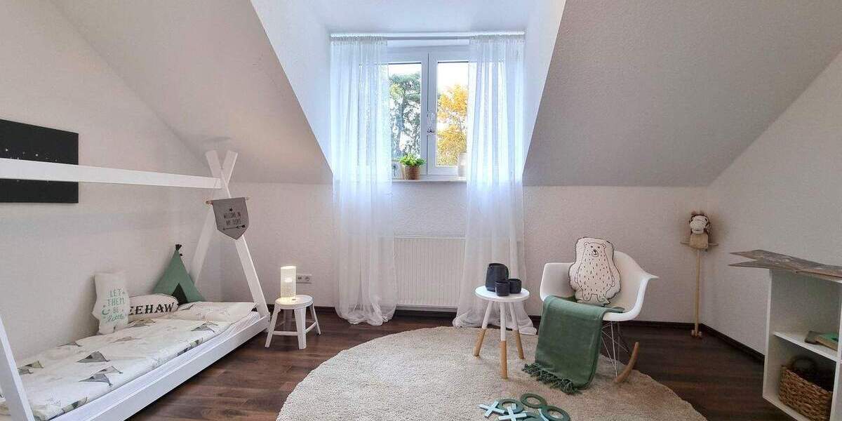 Reihenmittelhaus Leinfelden-Echterdingen Leinfelden - 5 Zimmer, 113 m&sup2;, 2.300&euro; | Angebot:25228623