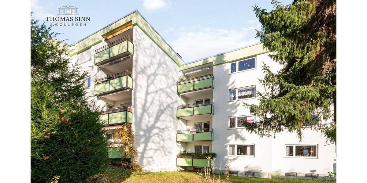 Modernisierungsbedürftige 3,5 Zimmer Wohnung mit schönem Blick ins Grüne - Sofort frei! 3 zimmer