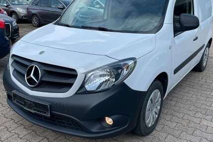 Mercedes-Benz Citan 123.265 km 9.995 € Stuttgart 70597