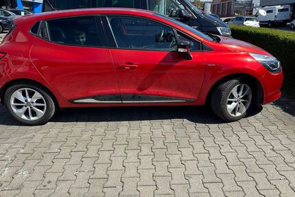 Renault Clio 80.500 km 6.800 &euro; Stuttgart Zuffenhausen 70437