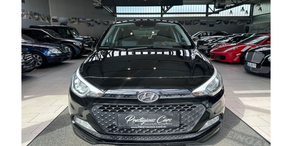 Hyundai i20 110.000 km 10.949 &euro; Steinheim an der Murr 71711