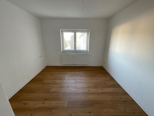Erdgeschoßwohnung Esslingen am Neckar Brühl - 4 Zimmer, 74 m&sup2;, 835&euro; | Angebot:26193579