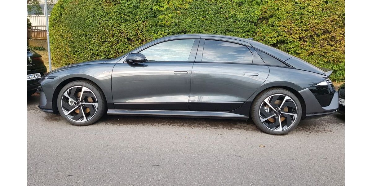 Hyundai IONIQ 6 6.000 km 51.500 &euro; Böblingen 71034