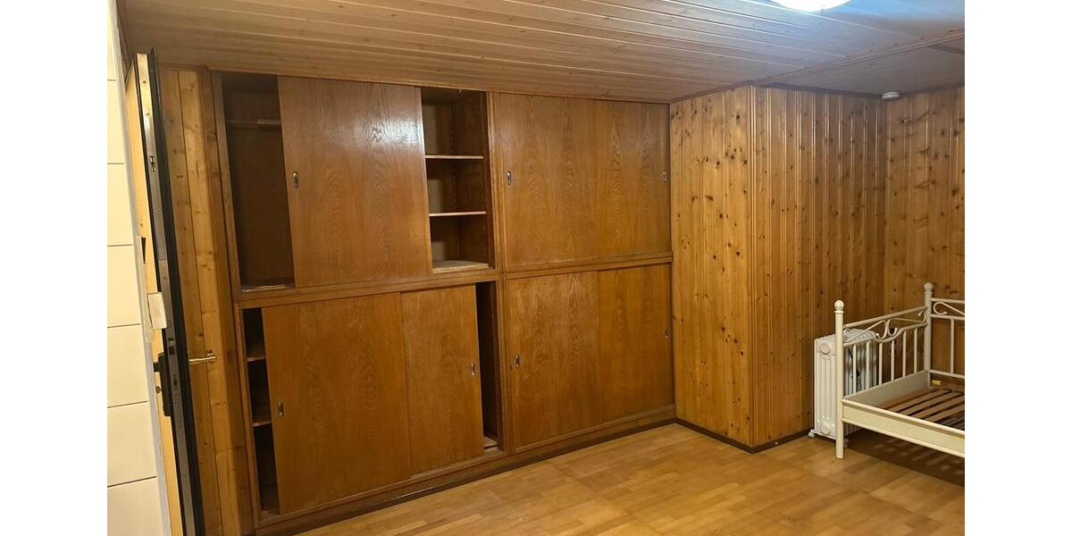 Etagenwohnung Stuttgart Neuwirtshaus - 1 Zimmer, 50 m&sup2;, 550&euro; | Angebot:24819021