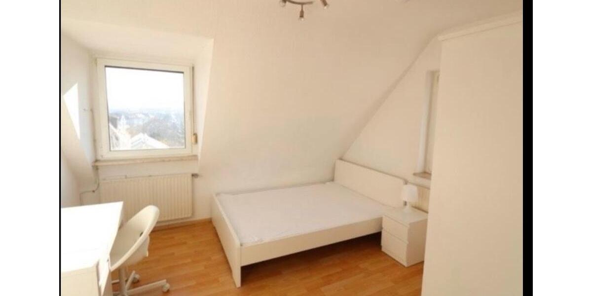 Dachgeschoßwohnung Stuttgart Zuffenhausen - 3 Zimmer, 55 m&sup2;, 550&euro; | Angebot:25304104
