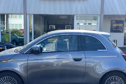 Fiat 500e 21.100 km 22.900 &euro; Asperg 71679