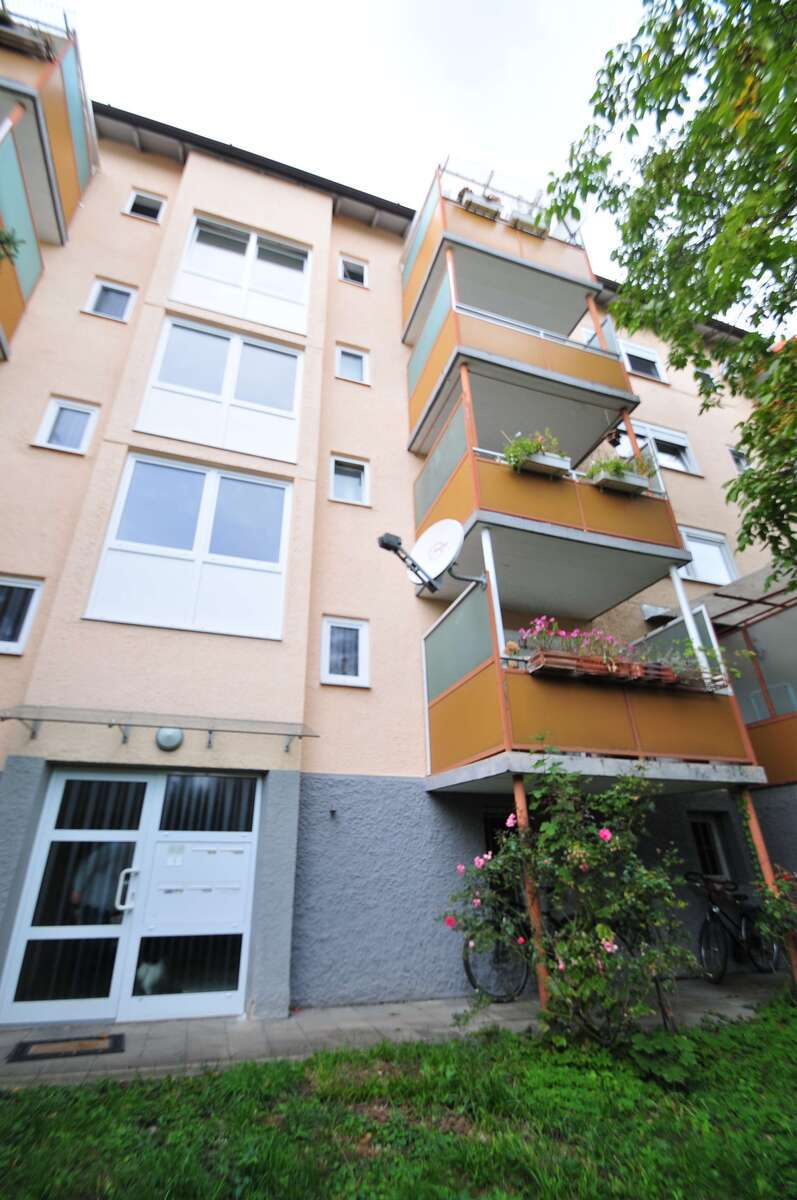 Wohnung zum Mieten in Stuttgart 1.060 € 56 m² 2 zimmer