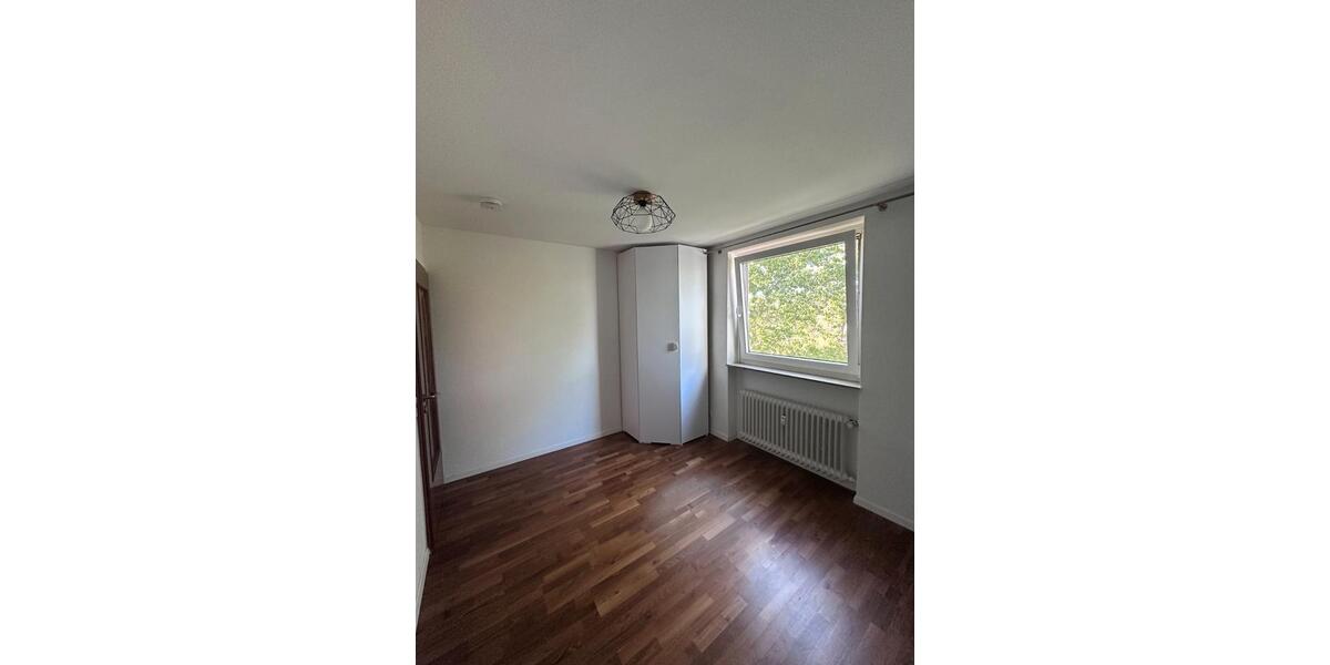 Etagenwohnung Stuttgart Birkach - 3 Zimmer, 70 m&sup2;, 1.230&euro; | Angebot:26362081