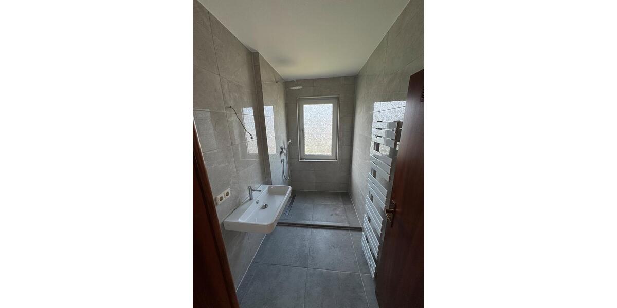 Etagenwohnung Stuttgart Zuffenhausen - 4 Zimmer, 85 m&sup2;, 1.600&euro; | Angebot:26648300