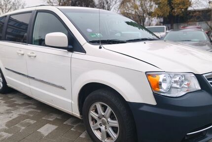 Chrysler Grand Voyager 146.499 km 3.500 &euro; Fellbach 70736