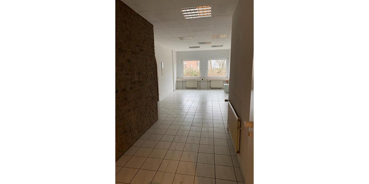 Gewerbeobjekt Tübingen Lustnau - 2.200&euro; | Angebot:24075665