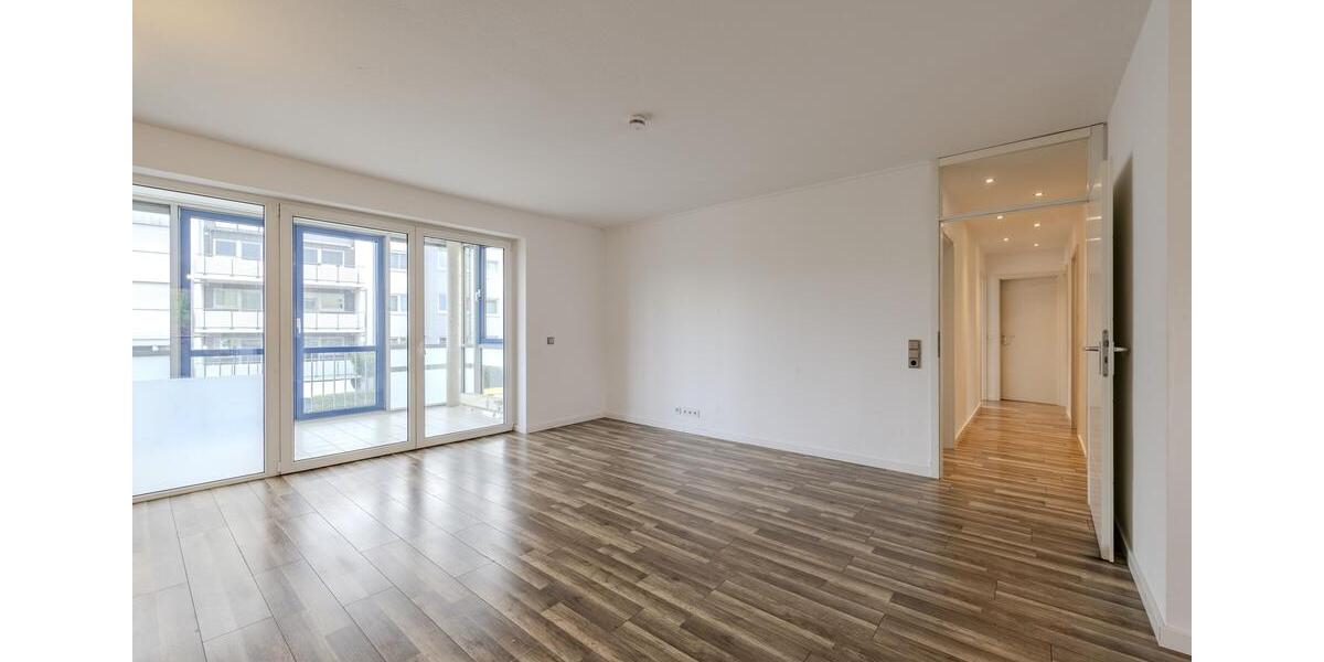 Großräumige 5-Zimmer-Wohnung mit Balkon & Wintergarten in Pattonville 5 zimmer