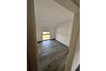 Dachgeschoßwohnung Fellbach - 4 Zimmer, 100 m&sup2;, 1.200&euro; | Angebot:26618472