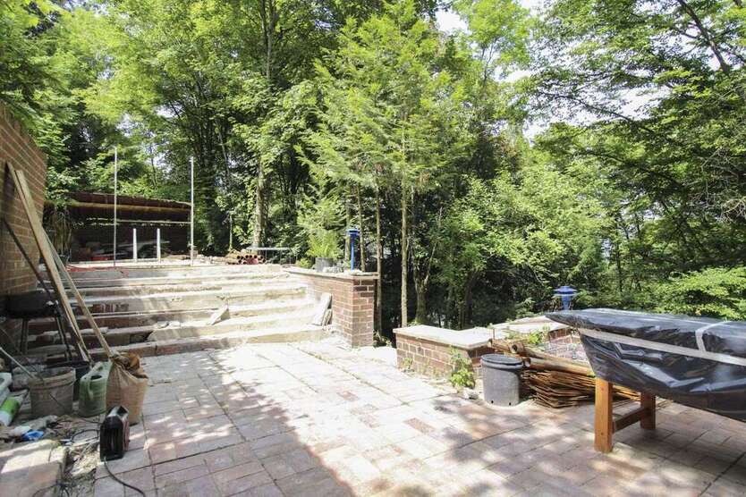Grundstück zu verkaufen in Stuttgart 150.000 € 952.3 m²