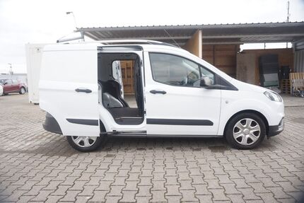 Ford Transit Courier 78.121 km 9.950 &euro; Nufringen/Stuttgart 71154