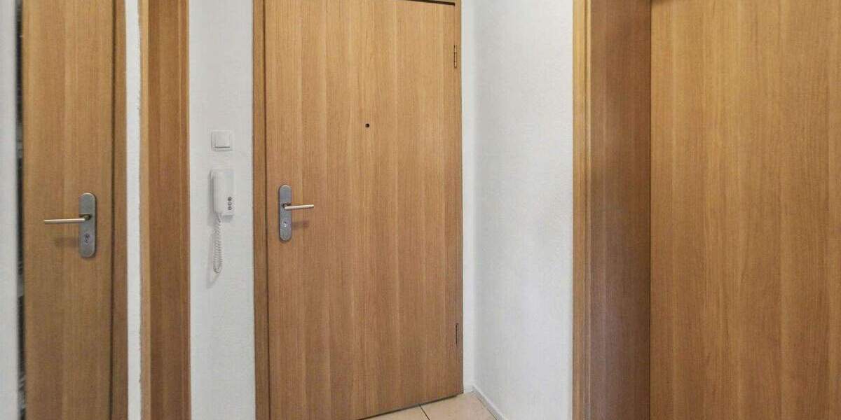 Etagenwohnung Stuttgart Rot - 2 Zimmer, 56 m&sup2;, 160.000&euro; | Angebot:25339702