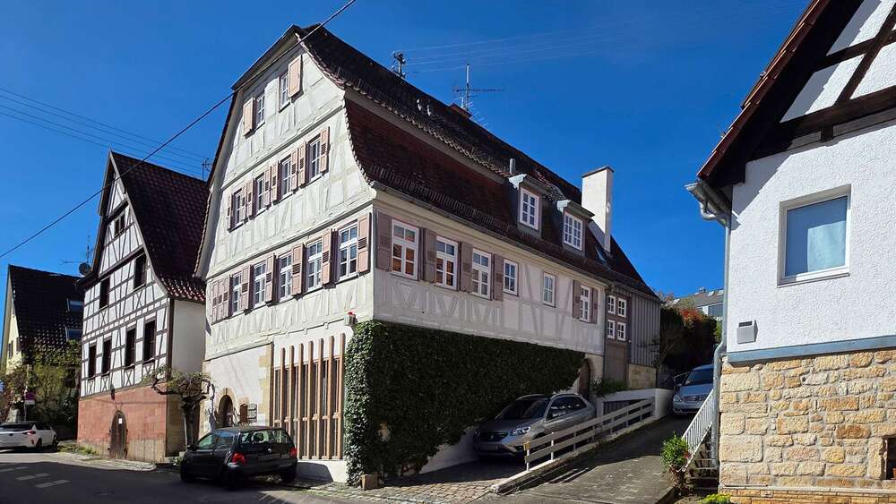 Einfamilienhaus Stuttgart / Sillenbuch Sillenbuch - 7.5 Zimmer, 250 m&sup2;, 1.300.000&euro; | Angebot:26785960
