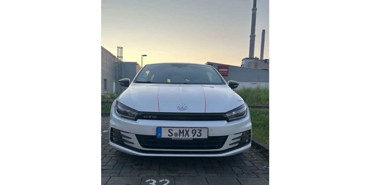 VW Scirocco 77.000 km 17.999 &euro; Stuttgart 70376