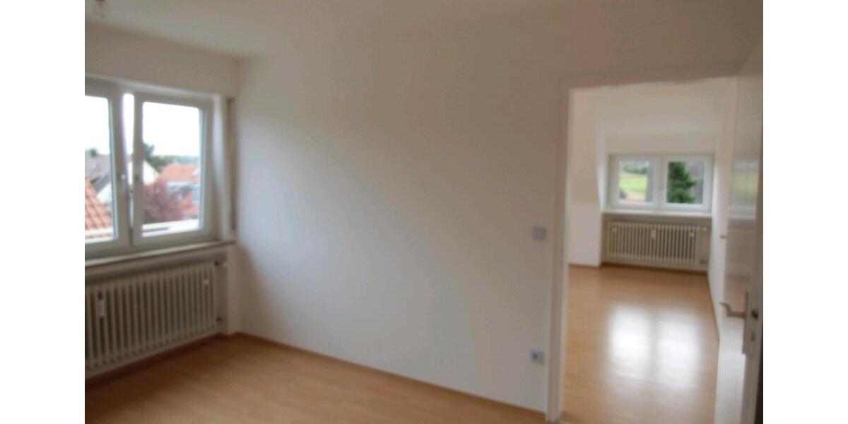 Dachgeschoßwohnung Stuttgart Neuwirtshaus - 3 Zimmer, 67 m&sup2;, 800&euro; | Angebot:26030738