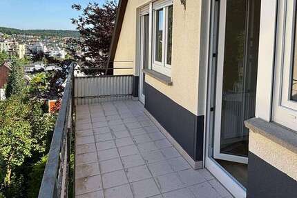 Wohnung Stuttgart Botnang - 4 Zimmer, 99 m&sup2;, 1.500&euro; | Angebot:25201593