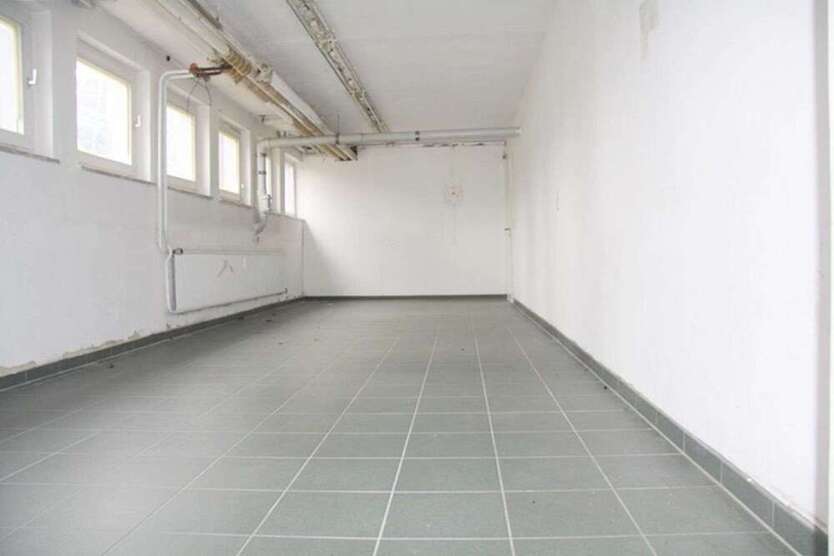 Halle in Plüderhausen 190 € 30 m²