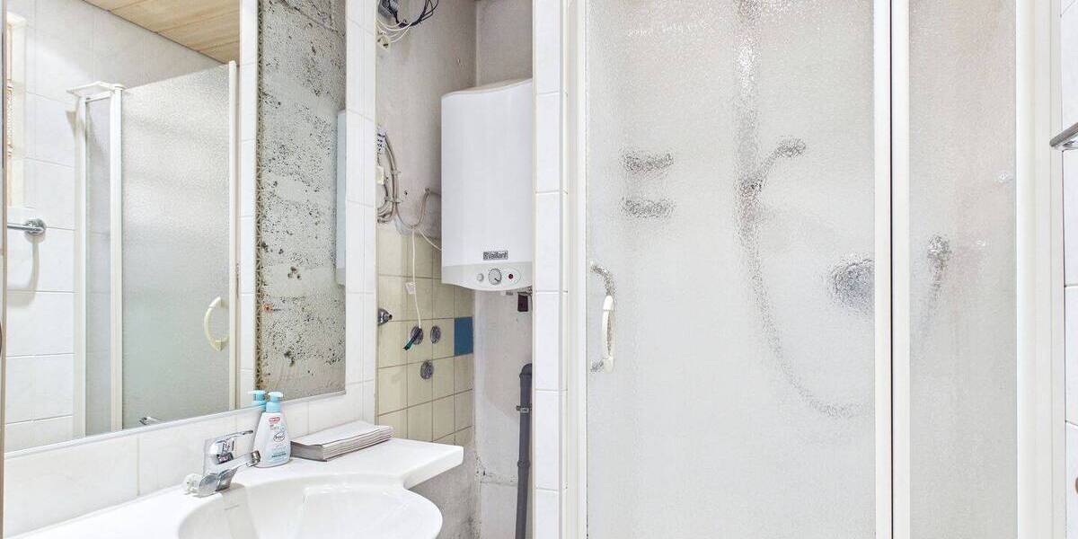 Einfamilienhaus Stuttgart Dürrlewang - 8 Zimmer, 170 m&sup2;, 559.000&euro; | Angebot:26043137