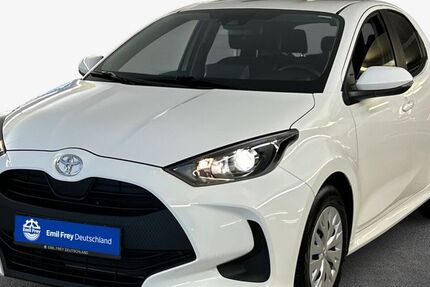 Toyota Yaris 7.990 km 14.980 &euro; Esslingen 73730
