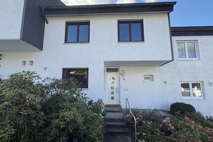 Haus zum Kaufen in Böblingen 669.000 € 118 m² 5 zimmer